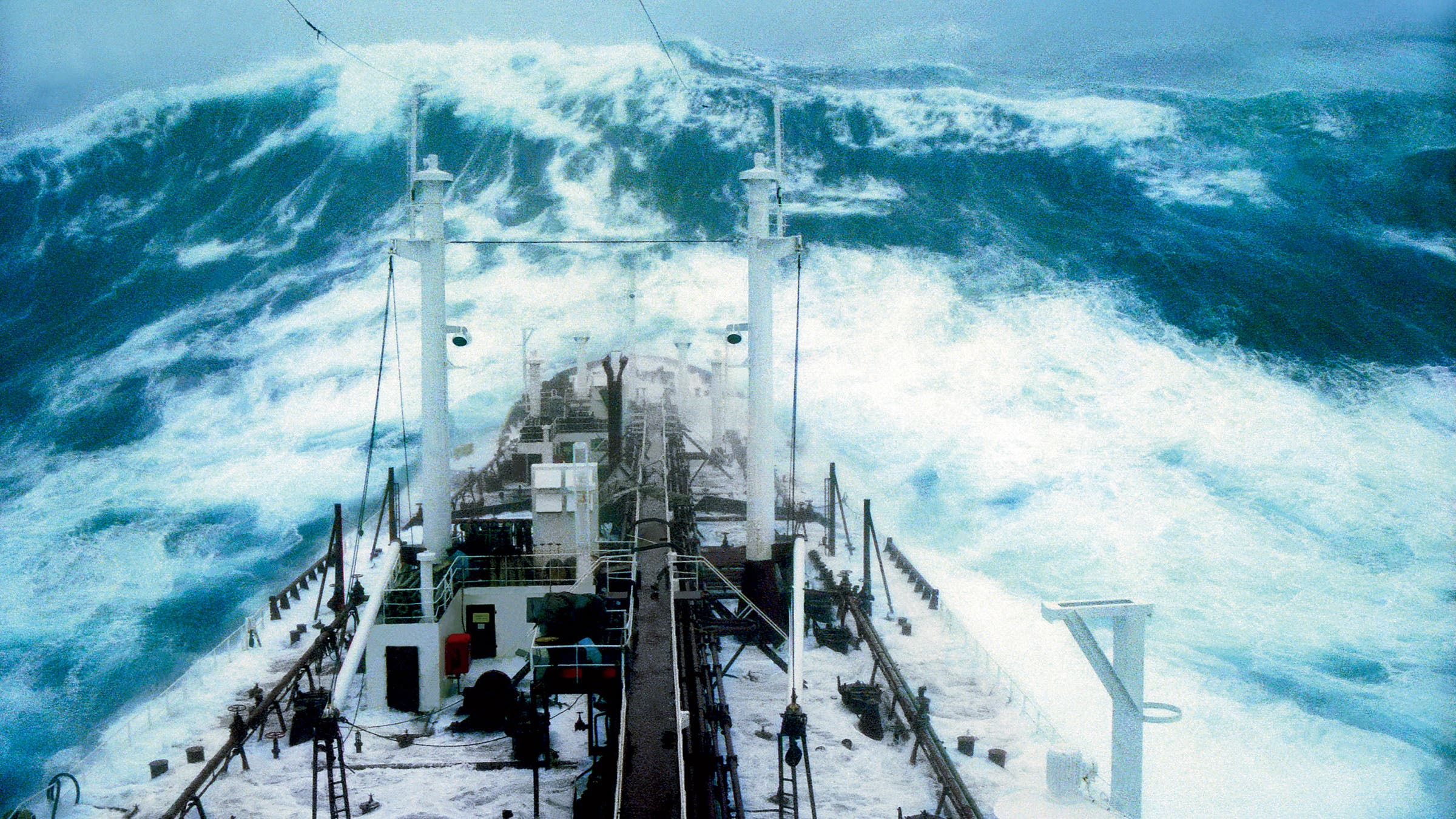 Monster waves as high as 72 feet rocked the tanker Stolt Surf in 1977.