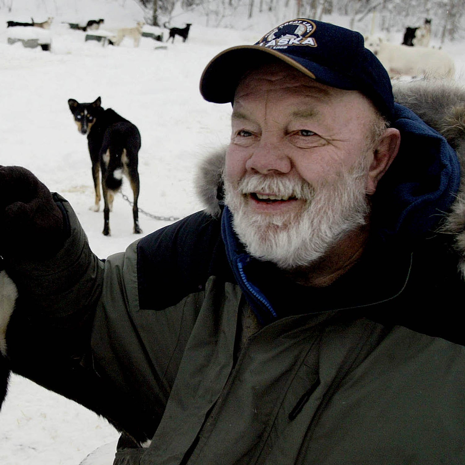 Gary Paulsen at his Willow, Alaska home in 2005