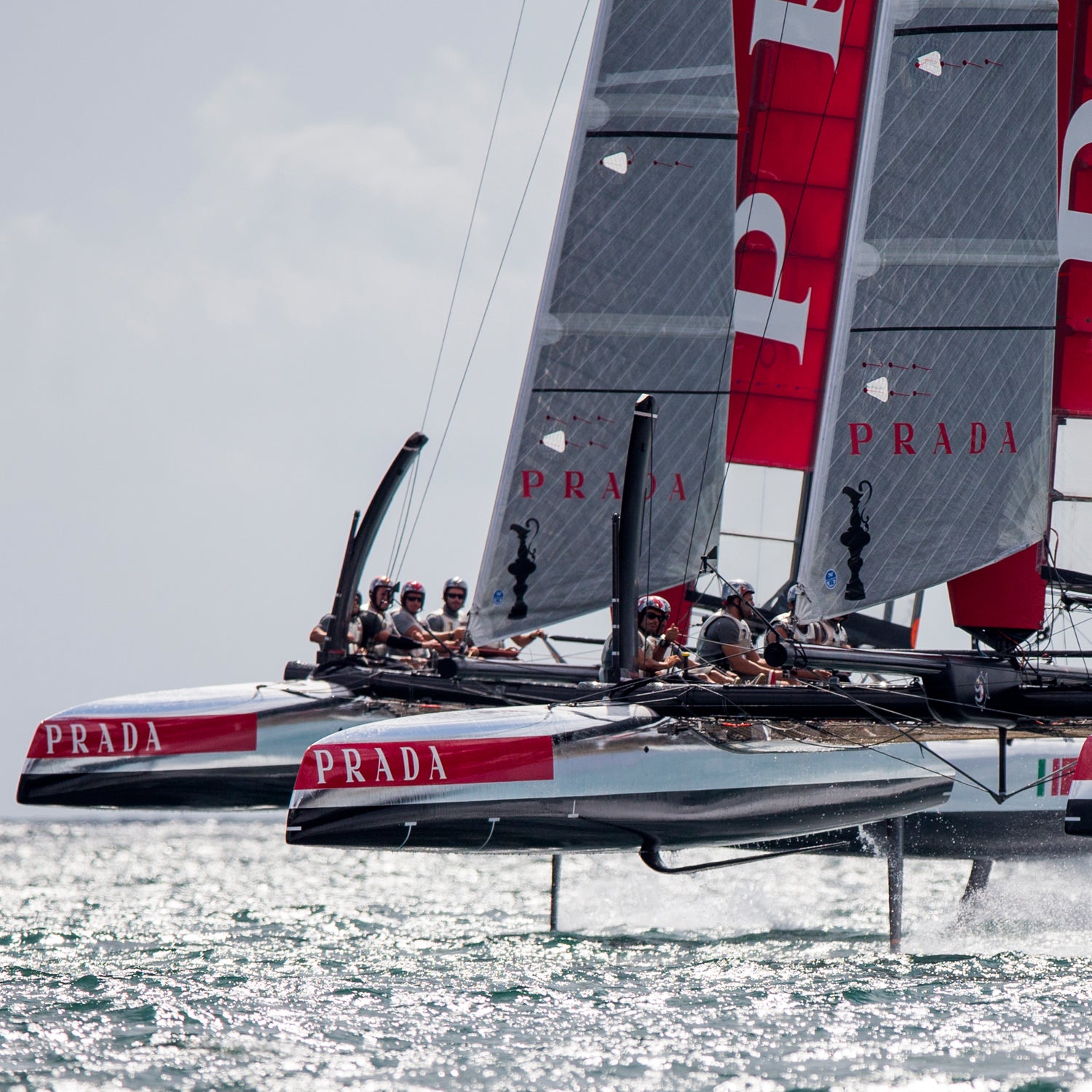 Italy's team, Luna Rossa, have threatened to withdraw due to the downsizing of boats.