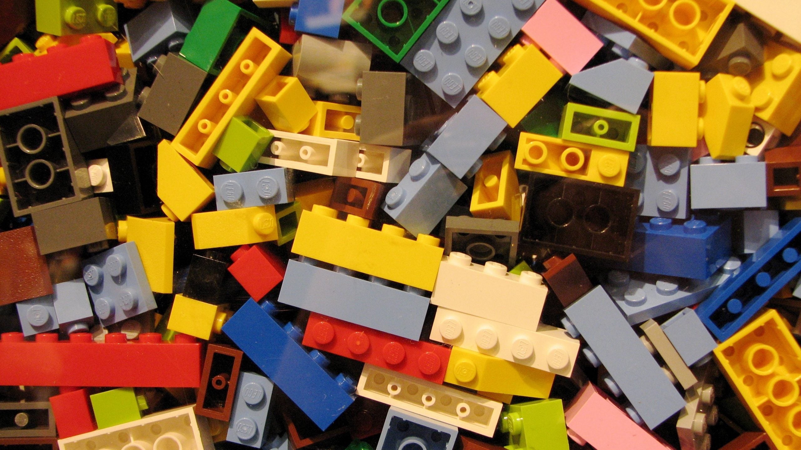 What better way to celebrate the National Park Service's 100th birthday than with nature-themed Lego sets?