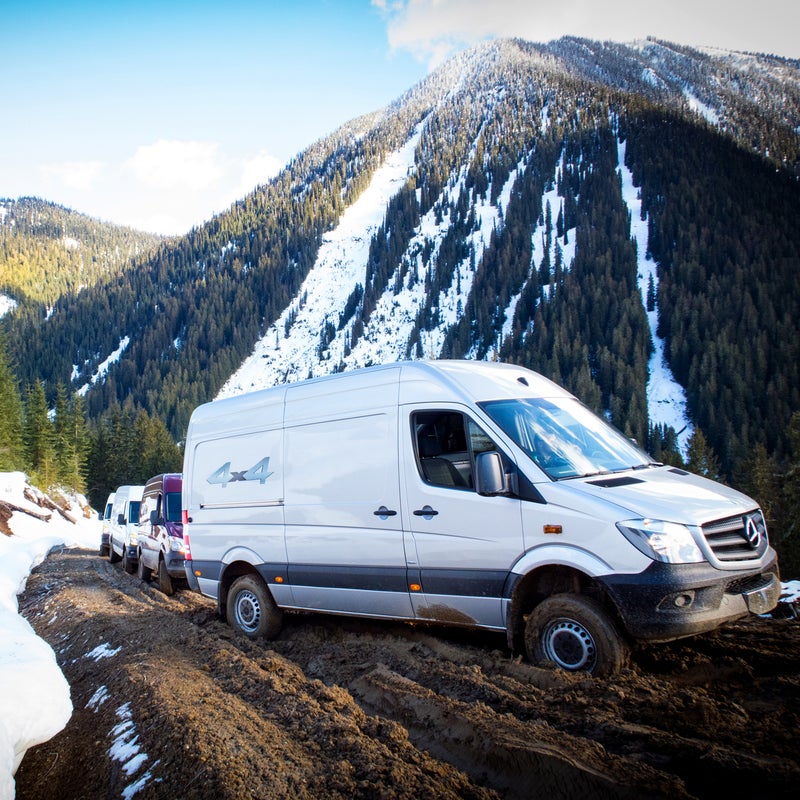 Buy the Sprinter with low range and you get a 40 percent lower crawl ratio (think granny gear on your mountain bike) than the standard model. Even so, torque is fixed in 4x4 mode (35 front/65 rear), and unfortunately there’s no option for locking differentials. Yep, Syncros still have that advantage.