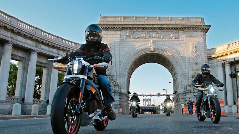 The Project LiveWire Experience tour is going international later this month after visiting many of the largest U.S. dealerships in 2014 to offer test rides and gauge riders' responses.