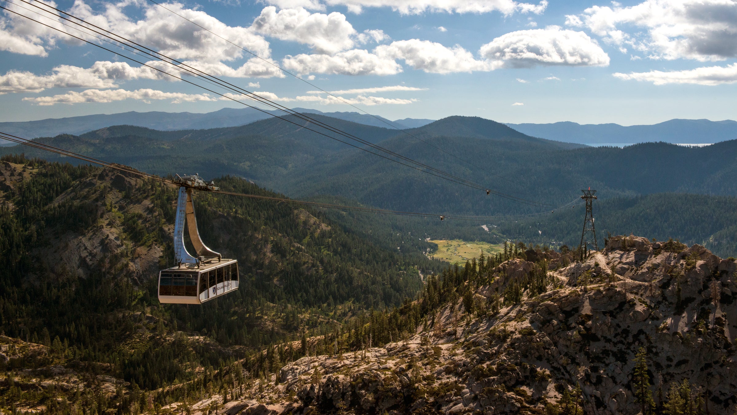 The gondola would make Squaw Valley/Alpine Meadows the largest ski area in California.