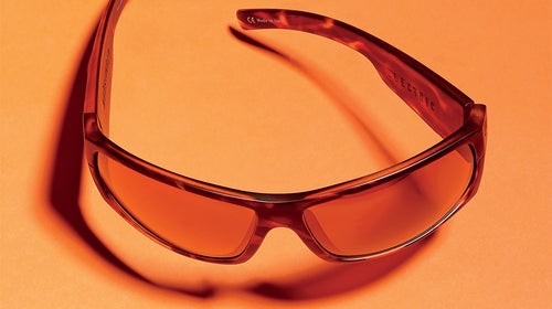 The Electric Mudslinger kills glare whiel punching up contrast and detail.