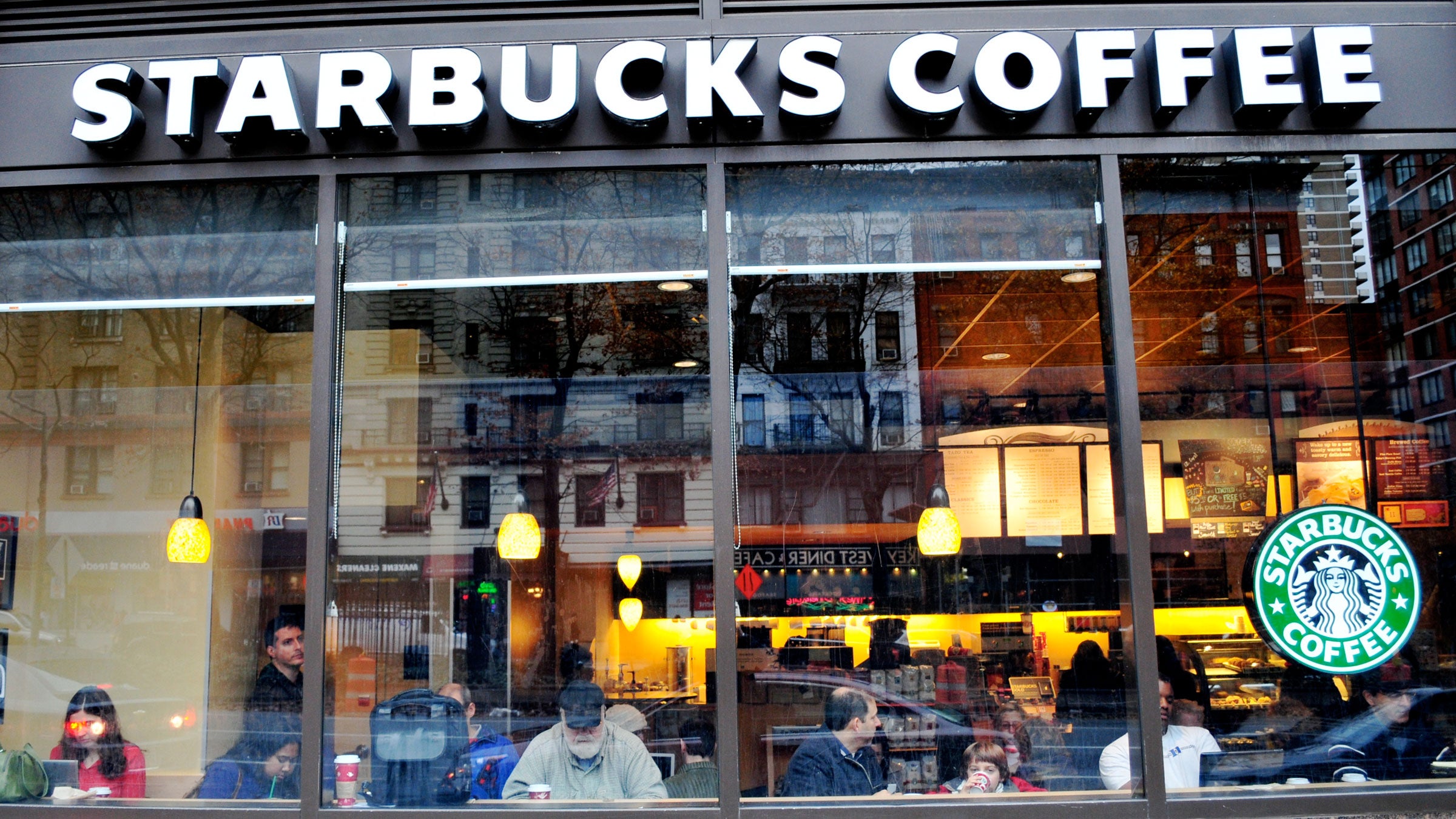 https://cdn.outsideonline.com/wp-content/uploads/2015/05/08/starbucks-storefront_h.jpg