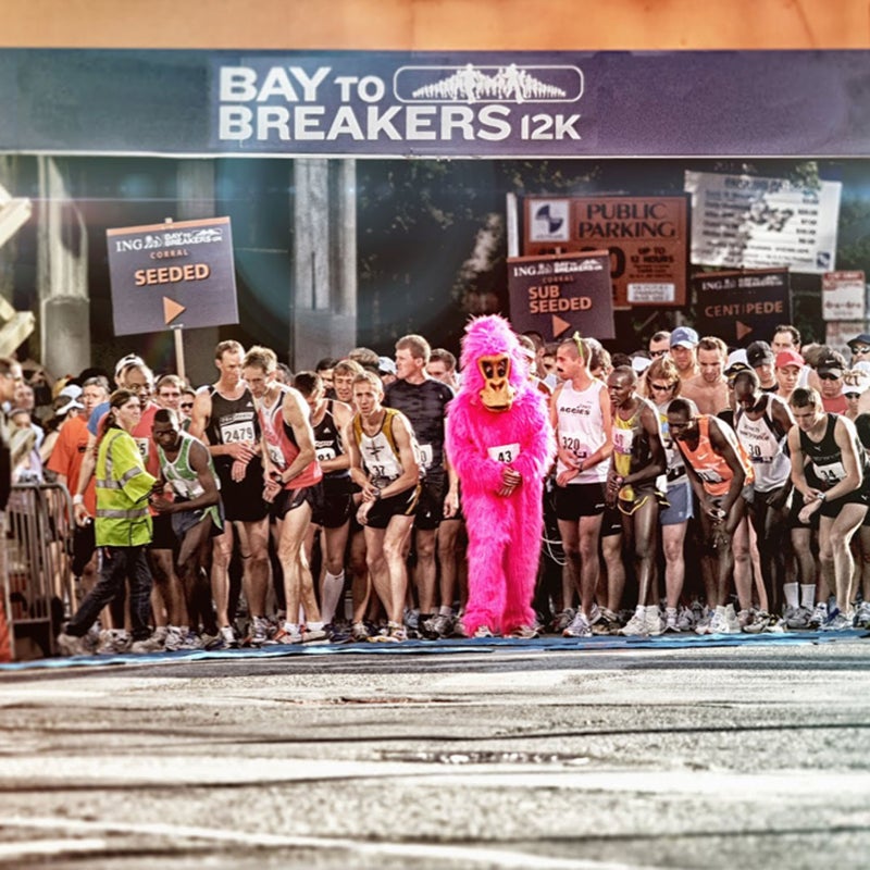 Established: 1912This 12.1K (7.46 miles) runs west through the heart of San Francisco, from the Embarcadero waterfront to the edge of the Pacific. The course hasn’t changed since 1912–hence the race’s claim of being the “oldest consecutively run annual footrace in the world.” Many participants will try to outdo each other in the lavish costume category, while others go the opposite route and wear nothing at all, much to the chagrin of local government and glee of fellow racers and spectators.
