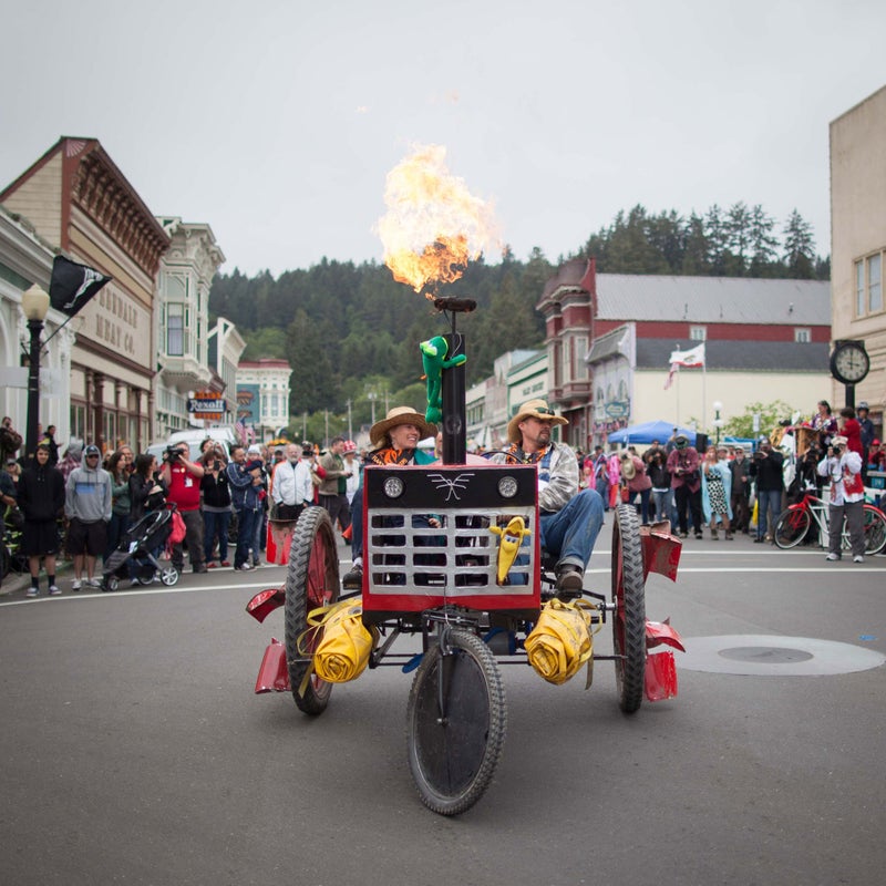 The Flaming Farmers do a loop before crossing the finish line. Of the 42 machines that entered this year’s race, only six managed to ACE the course. This year’s Grand Championship Award for the fastest time went to Tempus Fugitives: Drilling for Glory.