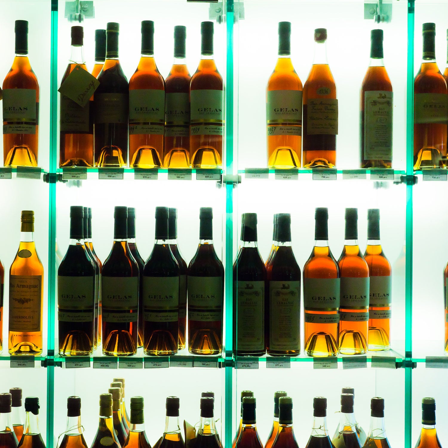 https://cdn.outsideonline.com/wp-content/uploads/2015/06/04/wall-of-cognac-armagnac-bottles_s.jpg