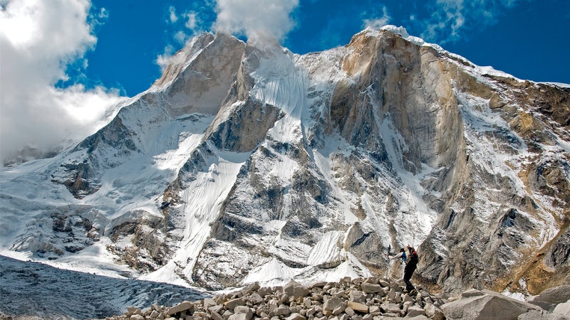 Meru Central; the Shark's Fin looms in the center, shrouded in clouds.