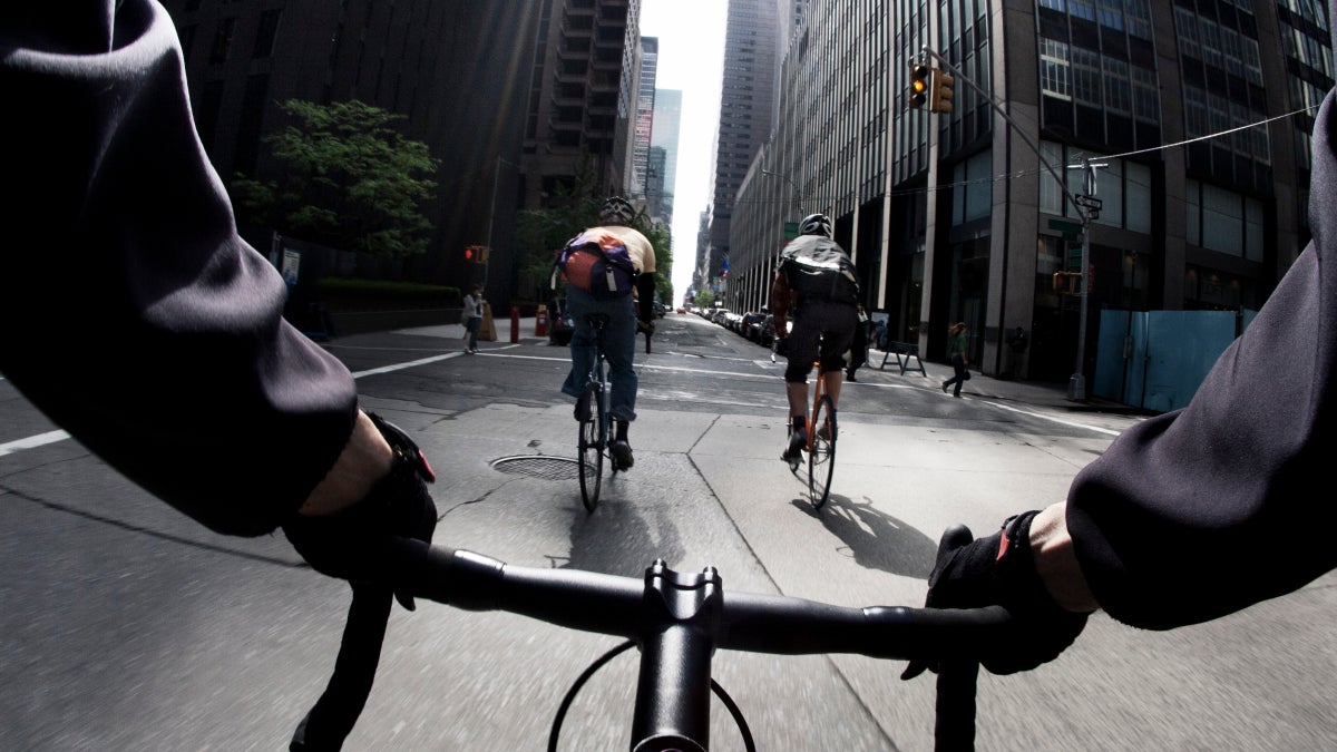 Cities Are Exploring Innovative, Bike-Friendly Traffic Light Tech