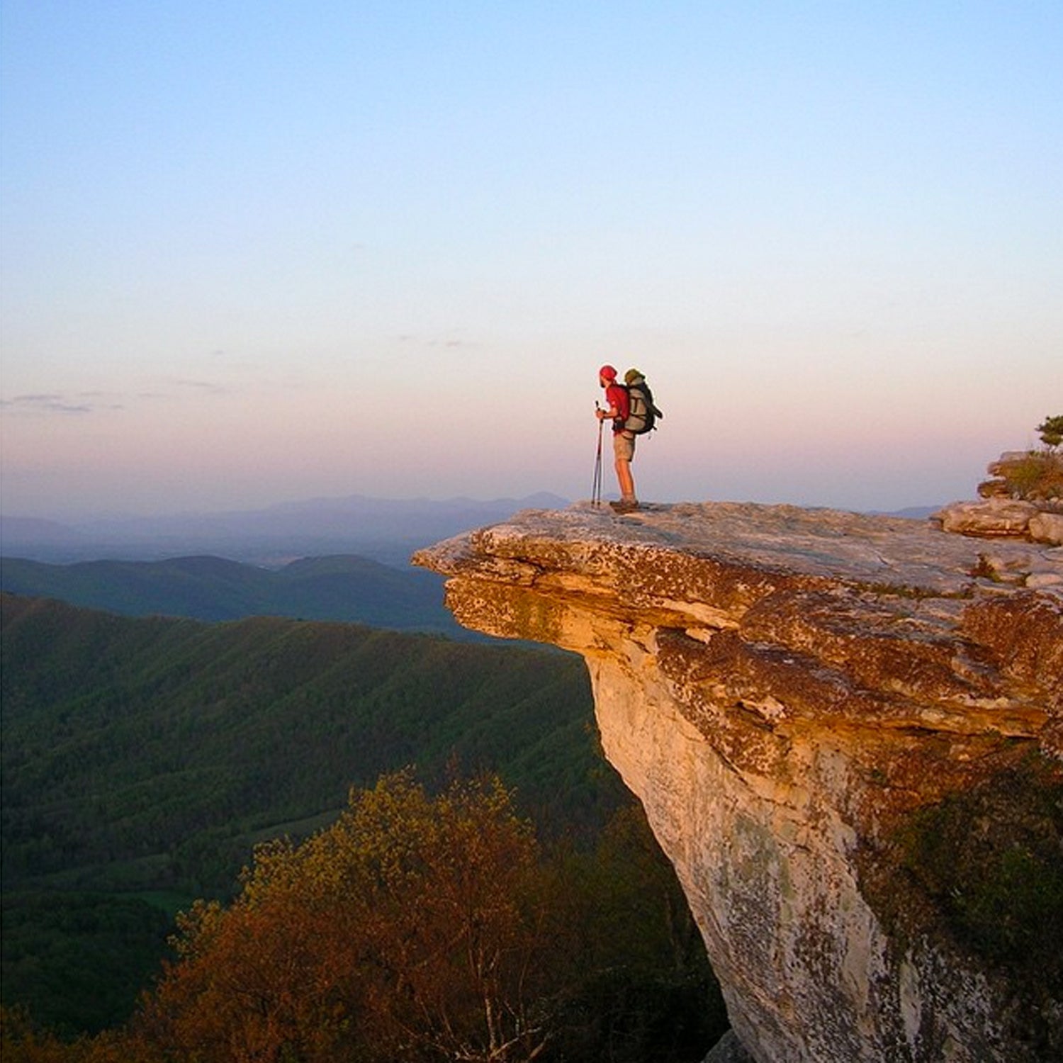 Want to see Roanoke, VA on ϳԹ Magazine’s Best Town list? Like this photo then post your own using #BestTowns2015 and be sure to include “Roanoke, VA” in your description. This is McAfee Knob, the most photographed point along the Appalachian Trail. #roanokeoutside #blueridgemoments