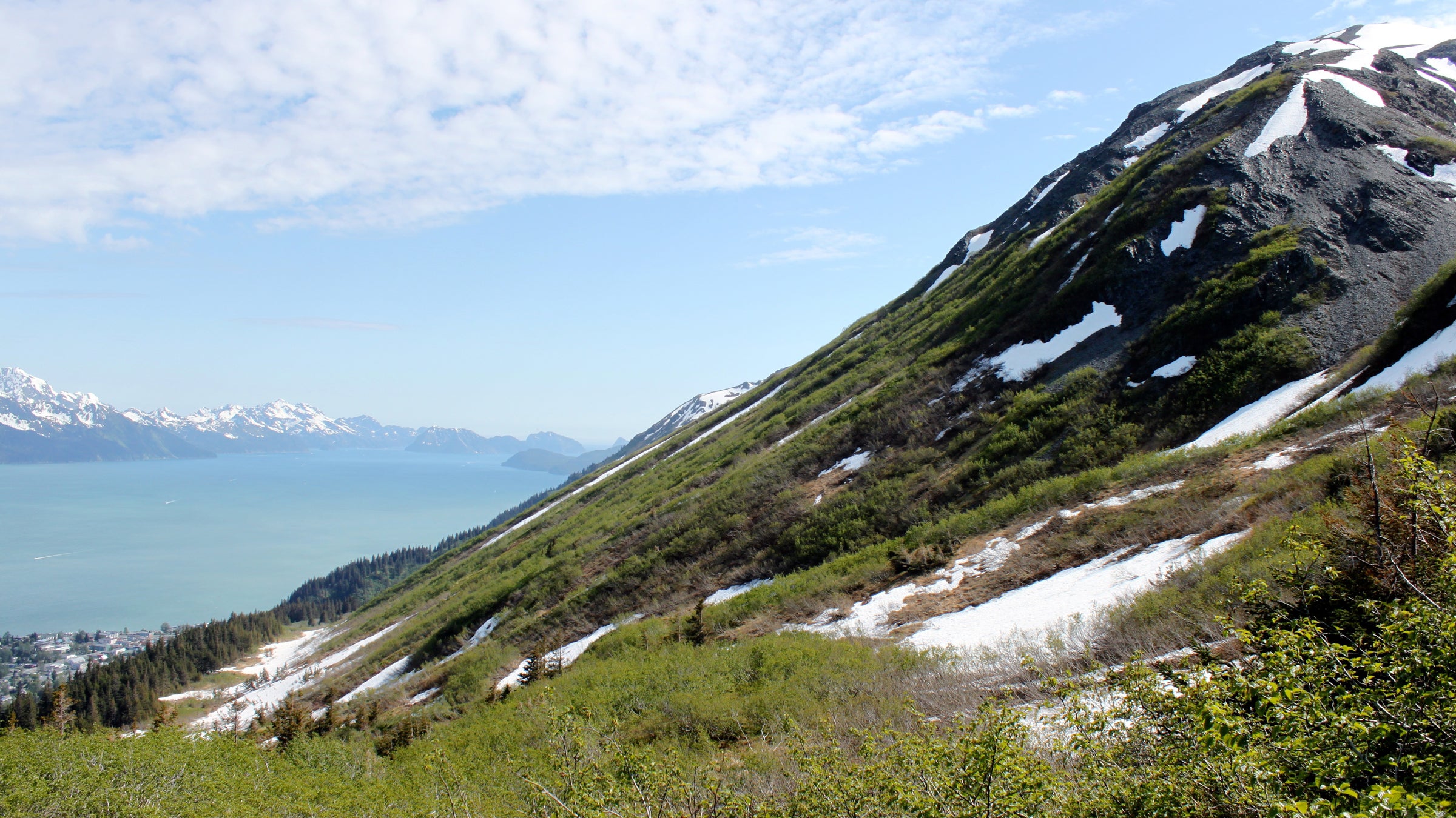 Kilian Jornet beat the previous record on the 3,022-foot Mount Marathon by over a minute.