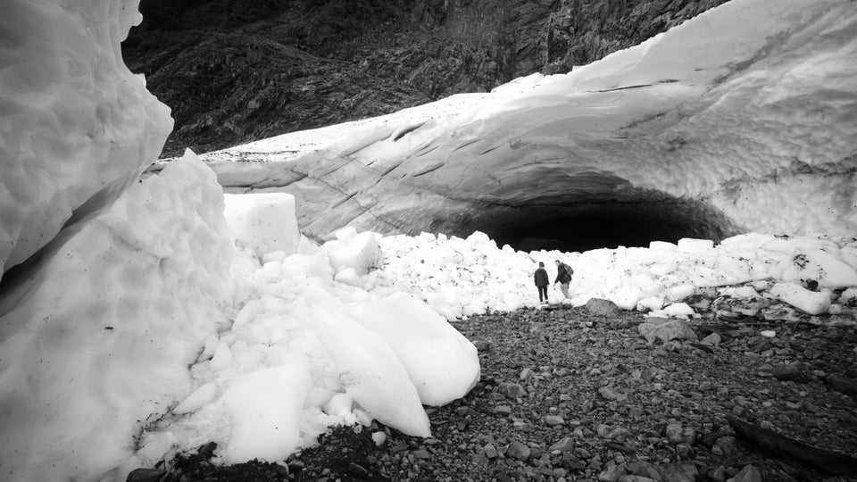 Seattle Area Ice Cave Collapses