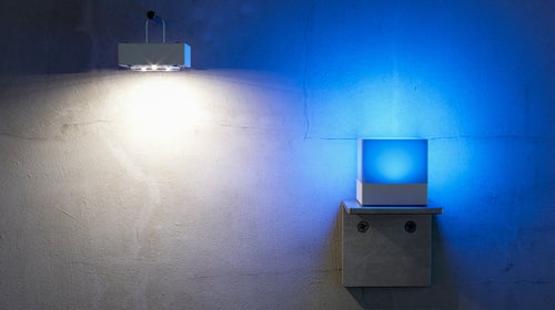 Keep the cover on the base for a diffused effect, or remove for bright and focused lighting.