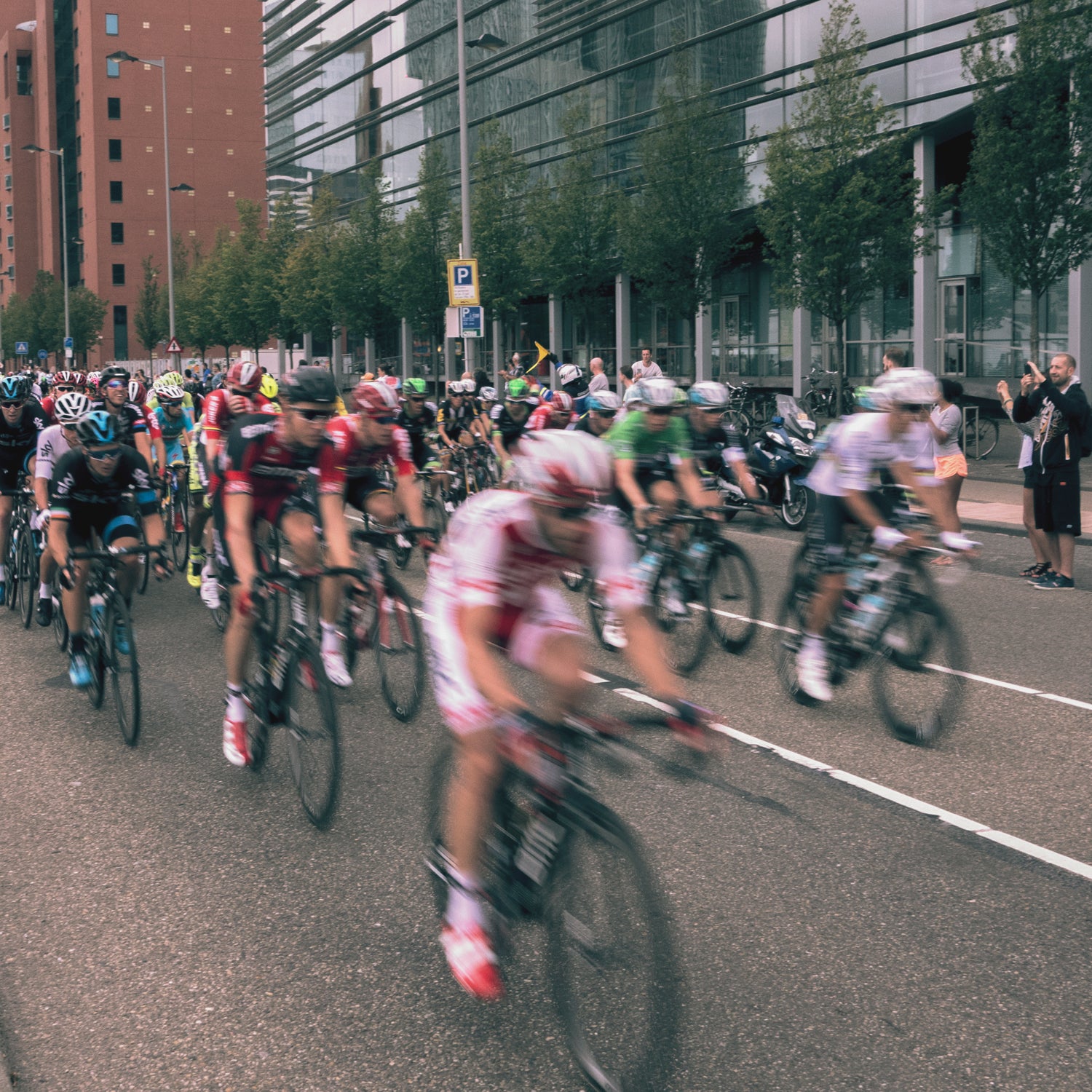 Crashes increased with heavy rain at the 2015 Tour de France.