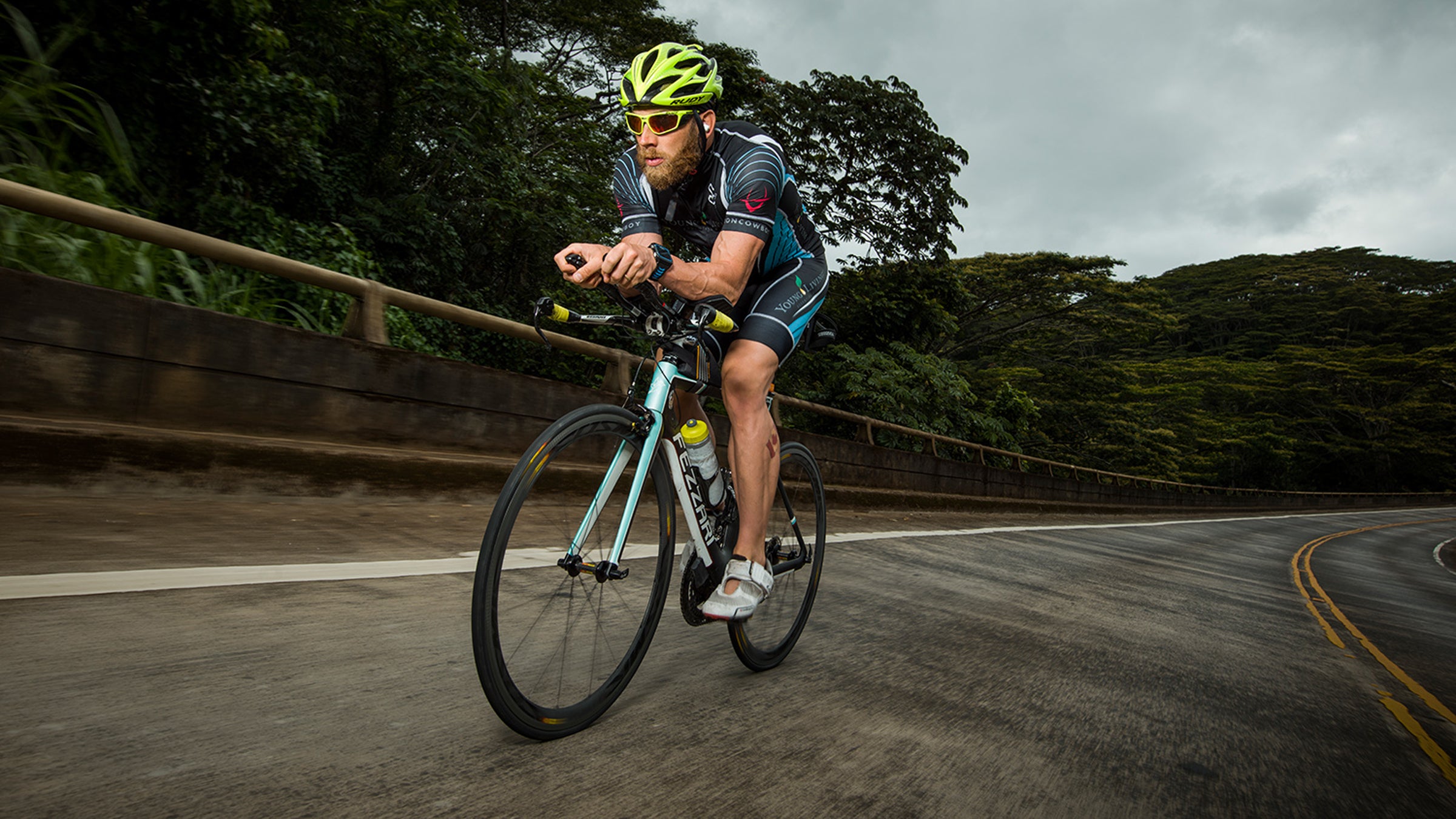 James Lawrence trains with Garmin's Forerunner 920XT, Edge 1000, and Vector pedals.