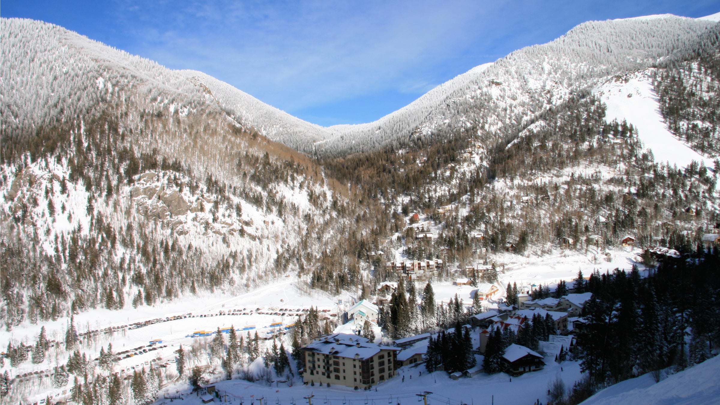 “Taos is clearly the best ski mountain in New Mexico, and Stowe is arguably the best in the East.” 