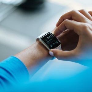 More apps on the WatchOS 2 run natively, or directly on the watch.