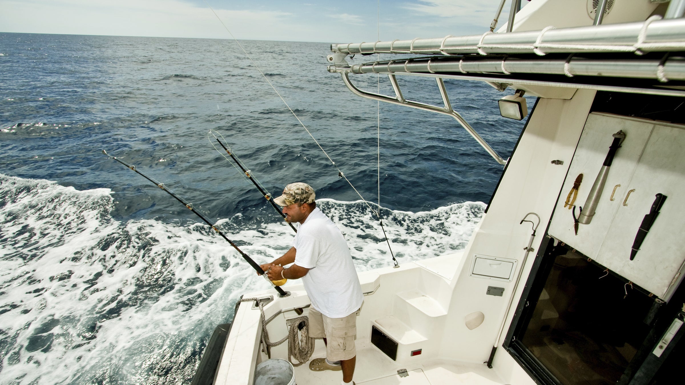7 Essentials for Saltwater Fishing