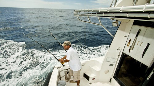 7 Essentials for Saltwater Fishing