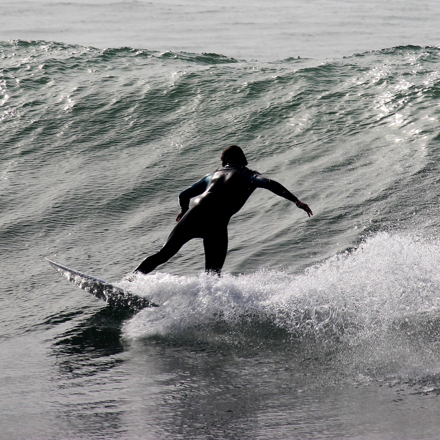 The surf should be favorable for beginner and intermediate surfers, and there may even be swells that professionals would love.