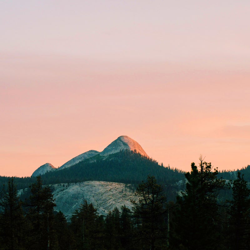 The images on my Instagram feed are created with my (cracked) iPhone 5, my professional Canon 5D MkIII DSLR, and the new Sony a6000 mirrorless camera that I picked up specifically for this backpacking trip. On such a long solo thru hike, every single ounce of weight counts, I wanted a camera that could take exactly the image I had in mind without being overwhelmingly heavy (and bulky) and the Sony did the trick.
With any photo, I鈥檓 a strong believer that it鈥檚 the light, composition, and subject that make the image intriguing, not the kind of camera you use to take it. When I鈥檓 inspired, I take images, no matter what camera I have on hand.
