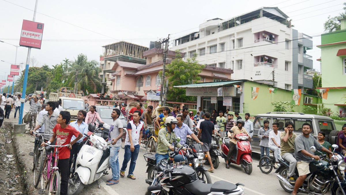 Video: Thousands Currently Fleeing Kathmandu