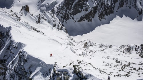 Growing up next to 14,295-foot Dent Blanche in H茅r茅mence, Switzerland, mountain guide Gilles Sierro always wanted to ski the mountain鈥檚 remote east face. Last April, when conditions became safe enough, he finally got the chance. Carlier captured him from a helicopter on a morning run. 鈥淗e said he couldn鈥檛 deny feeling some apprehension when he got to the top,鈥 says the photographer, who lives in nearby Aubonne. 鈥淗e鈥檚 been gazing at it all his life, but once you鈥檙e on the face, you realize how steep it really is.鈥
THE TOOLS: Leica S Type 006, 35mm f/2.5 lens, ISO 100, f/4.8, 1/4,000 second