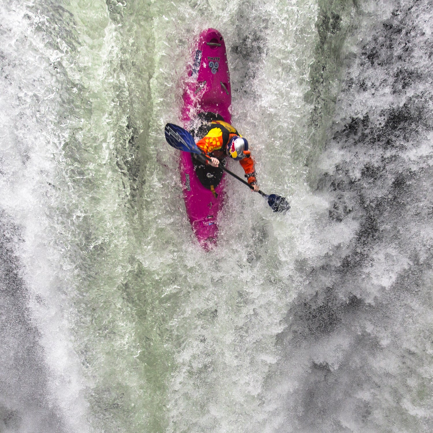 Dane Jackson performs at the Tomata 1 Waterfalls in the Alseseca river in Tlapacoyan, Veracruz, Mexico, on 13th of January 2015 // Alfredo Martinez/Red Bull Content Pool // P-20150513-00144 // Usage for editorial use only // Please go to www.redbullcontentpool.com for further information. //