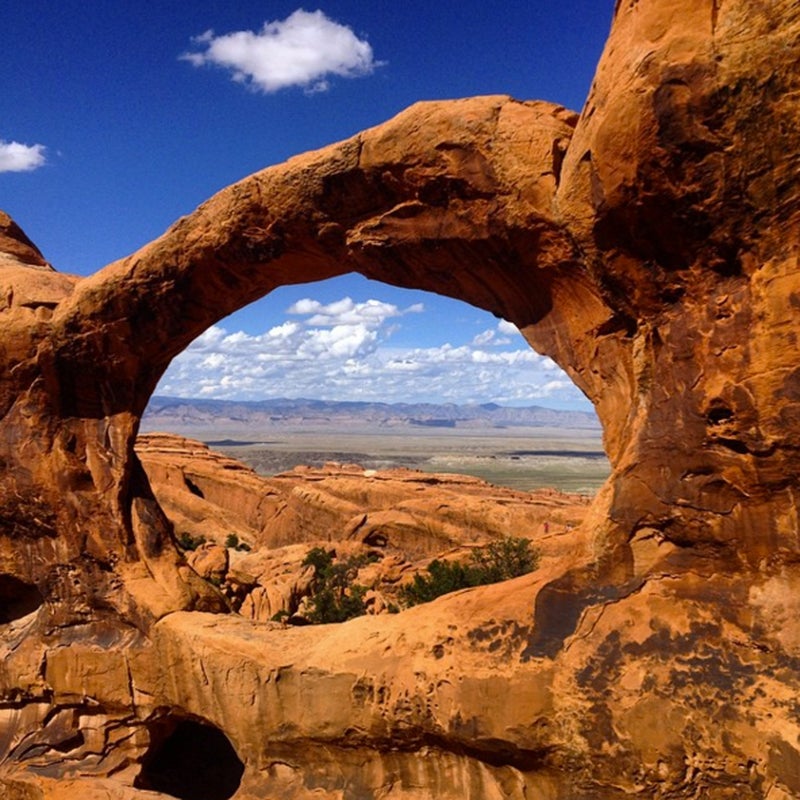 One of Utah’s most popular national parks, Arches, features over 2,000 natural red rock formations.
