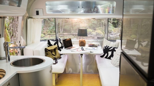 I love how the finishings make me feel like I'm in a slick, modern city apartment while being surrounded by the forest.