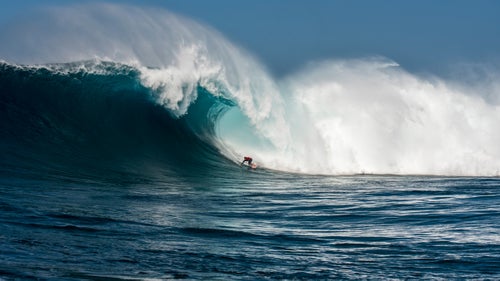 Paddling into Jaws is the surest way to make a name for yourself in the world of big-wave surfing, Moss says. Here, Albee Layer carves a monster. 鈥淭here were so many guys and I was impressed by them all,鈥 Moss says.