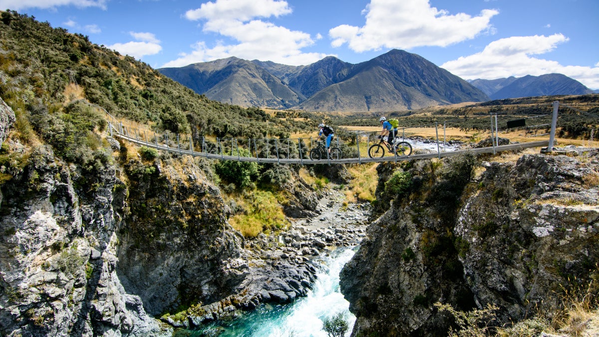 13 Ways to Ditch the New Zealand Tourist Experience