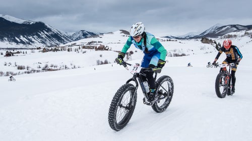When riding fatties in rough conditions, good bike-handling skills help. Rebecca Gross put her finely honed cyclocross technique to good use to crack the top five in the elite women鈥檚 field.