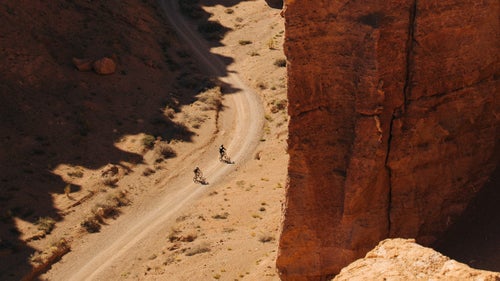 Last September, Medhurst visited Kazakhstan鈥檚 remote Charyn National Park, near the border with China and Kyrgyzstan, with writer Tristan Kennedy. Over three days mountain-biking along the park鈥檚 700-foot cliffs, they saw almost no one, apart from the driver of the 4x4 that took them to the top of Charyn Canyon, where the photographer captured Kennedy and his brother, Rowan. 鈥淚t was important to show how massive and empty the place was,鈥 says Medhurst, who lives in London. 鈥淭here was nobody there but us.鈥
THE TOOLS: Canon 1D X, 70-200mm f/2.8 lens, ISO 500, f/5.6, 1/2,000 second