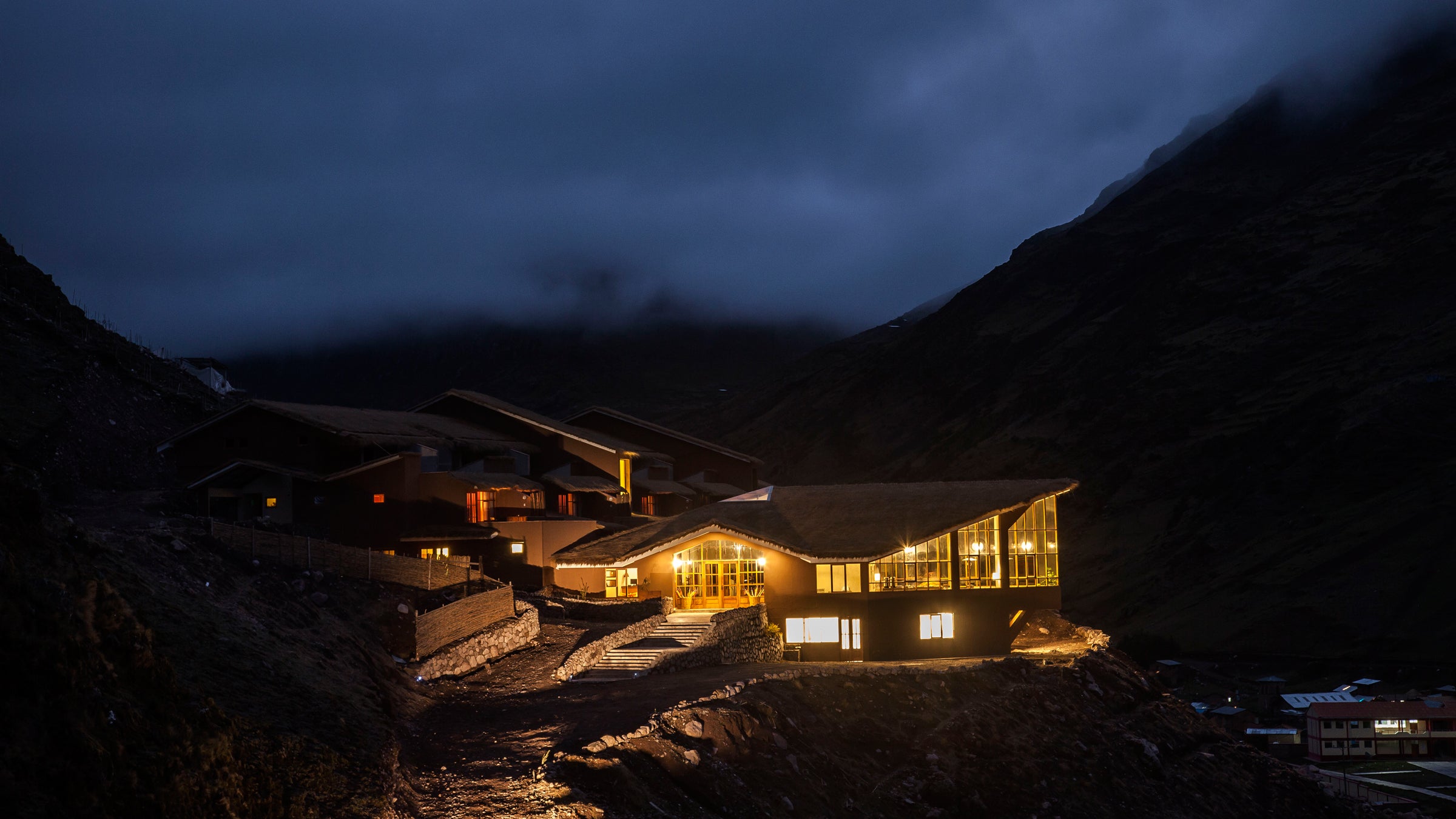 Skip the cliché for a real, romantic adventure.