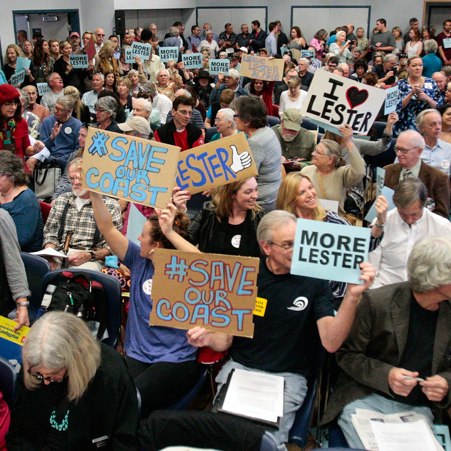 Over 500 attend a California Coastal Commission meeting in Morro Bay Wednesday, Feb.10, 2016. A vote on the dismissal of California Coastal Commission Executive Director Charles Lester is the first item on the agenda. (David Middlecamp/The Tribune (of San Luis Obispo) via AP)