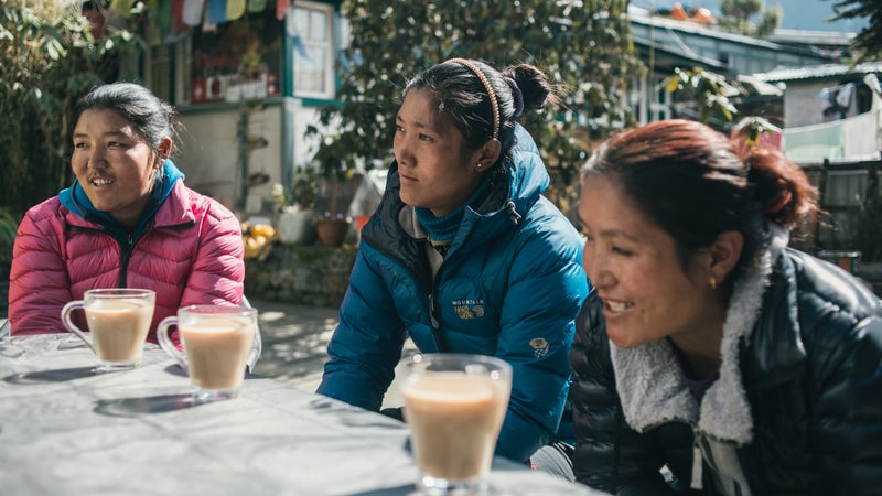 Juniper-supported relatives of two Sherpas who died on Everest.