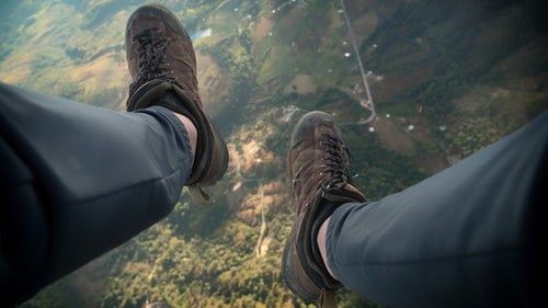 Paragliding gives you a bird鈥檚-eye view of the world.
