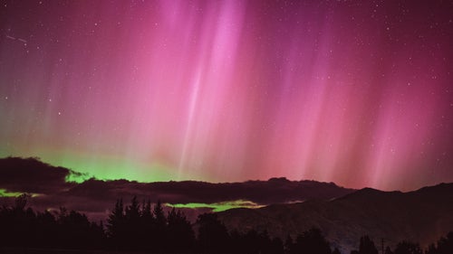 Here, Lolos captured the first time he ever saw an aurora. On St. Patrick鈥檚 Day, 2015, he drove a few miles outside of town to escape the city lights. There was such a large solar eruption that people in Europe could see it. 鈥淲anaka is so remote that you don鈥檛 need to get far away to have clear skies,鈥 says Lolos. 鈥淵ou could see all of the beams with your naked eye. Magic happened.鈥