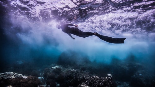 As freedivers we sometimes battle with rough seas, varying visibility, and strong currents, which is simply part of the adventure.