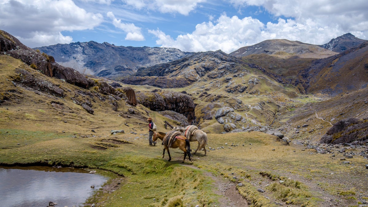 A Not-So-Easy Hike for an Otherworldly View - Outside Online