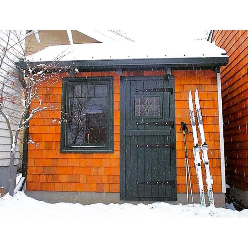 @castironmike: Winter shot of the timber-framed backyard man cave. Recently nailed an eight-hour nap in here with a high degree of difficulty. #cabin