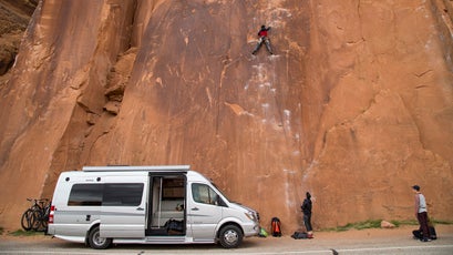 On day two, in Moab, the two and met up with a friend of Clark’s and scaled a few pitches along Moab’s River Road.
