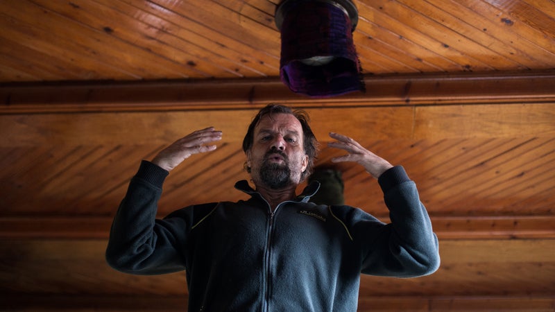 Wim Hof practicing what he preaches.