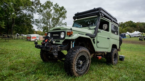 Hey, Toyota: please bring the FJ40 back.
