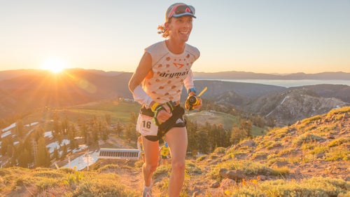 Come race day, Walmsley says he started out pretty quick, but not intentionally. “I really tried to be conservative. I knew it would be a hot day and didn’t want to force anything.” Nonetheless, just 16 miles into the race, Walmsley was on pace to break the course record (14:46:44, set by Timothy Olsen in 2012). “If you have told me I’d ever be 15 to 30 minutes up on the course record, I would have laughed at you and said that’s the stupidest race plan ever. But on the day, I was feeling great.”