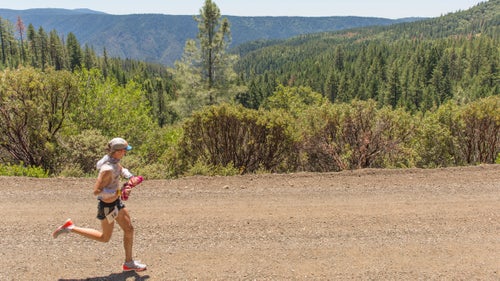 After just seven miles together, Walmsley dropped Bonnet. While waiting for Walmsley, Bonnet had eaten a burrito that likely contained undercooked meat. “Things were coming out of him both ends just six miles into the run,” says Walmsley. “A total freak accident. But in a race, stuff like this happens, and you just have to keep going.”