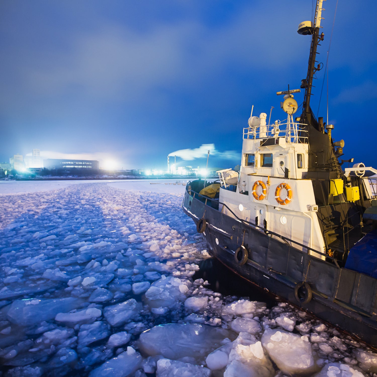 Twenty-five years after the first diamonds were found in Canada’s Northwest Territories, it’s still a game of hurry-up-and-wait.
