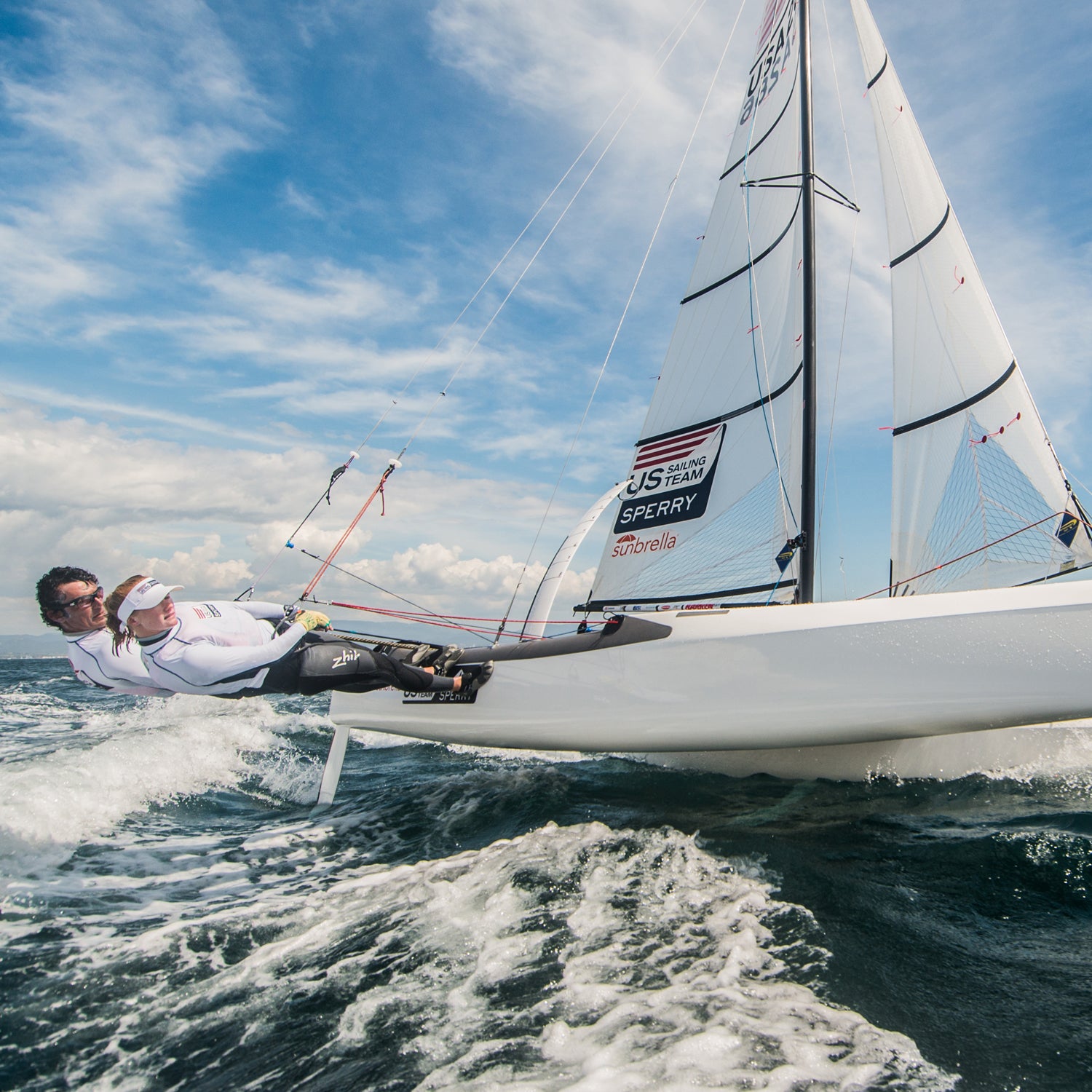 Bora Gulari (left) and louisa Chafee  on an ultra-fast Nacra 17.